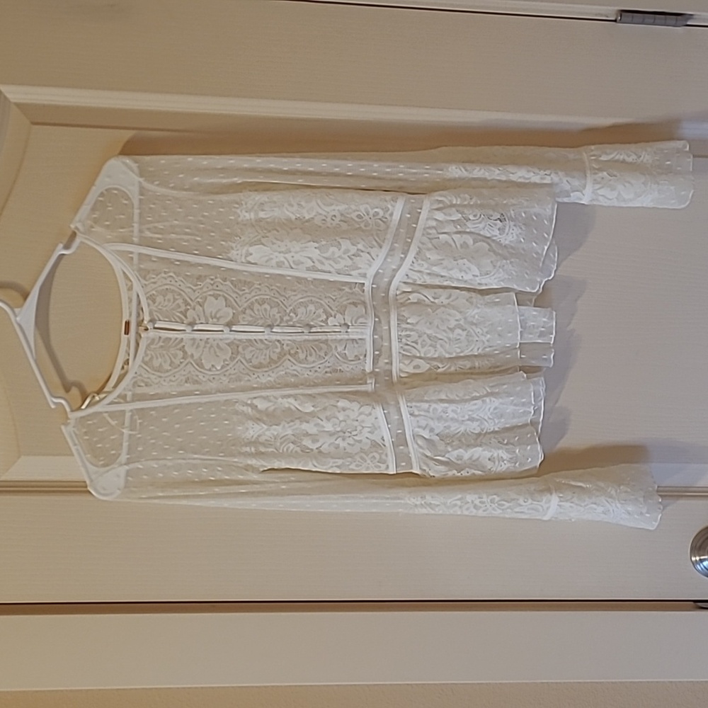 Free People size small Ivory color lace blouse